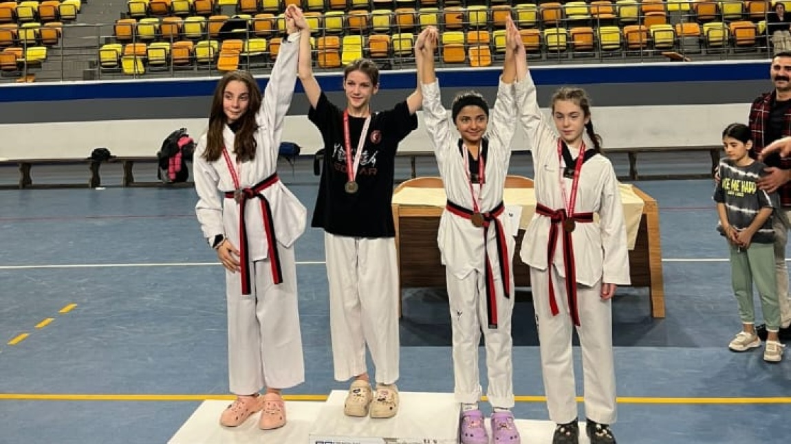 ÖĞRENCİMİZ TAEKWONDO    MÜSABAKASINDA ANKARA 3.SÜ OLDU 